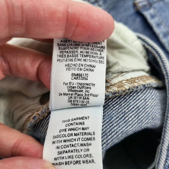 WE THE FREE Denim Zip It Up Front Mini Skirt Sz 25 Free People - Picture 10 of 13